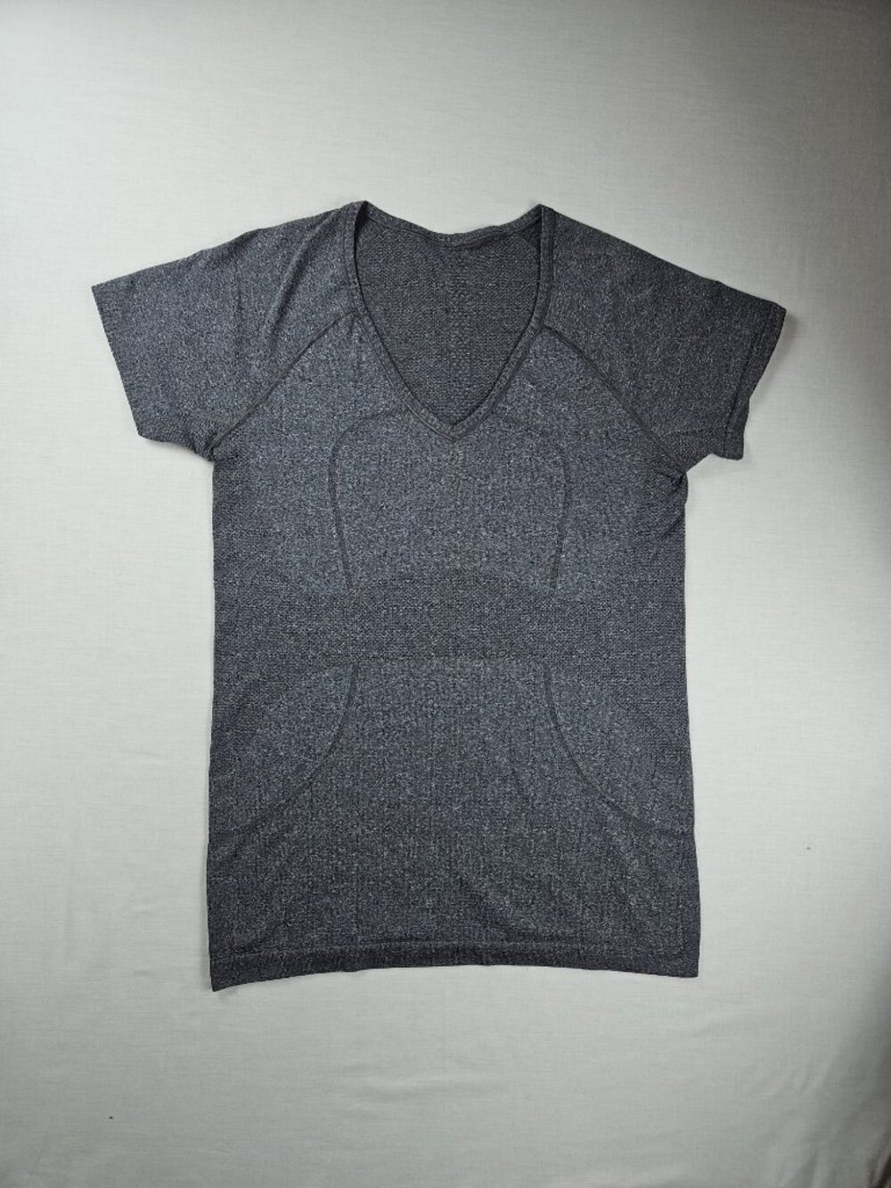 Lululemon Swiftly Tech Short Sleeve Crew Athletic Shirt Heathered Grey Size 10 